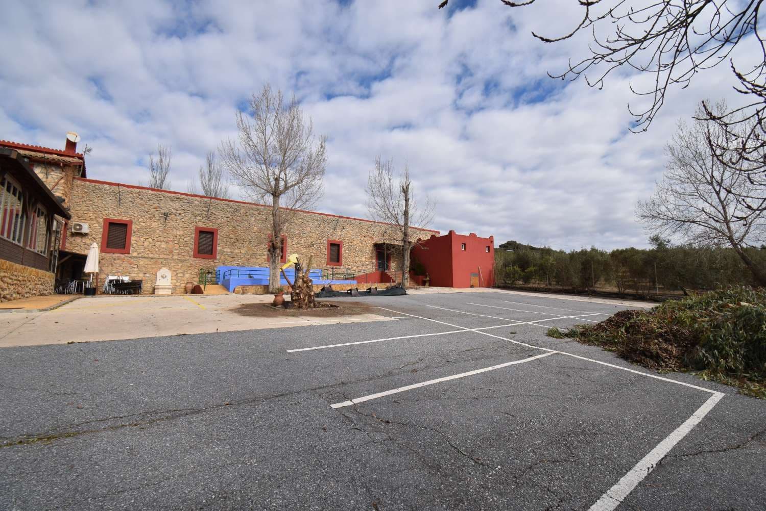 6 soveværelse Finca/Landehus til salg i Montefrio med swimmingpool - € 649.000 (Ref: 7857976)