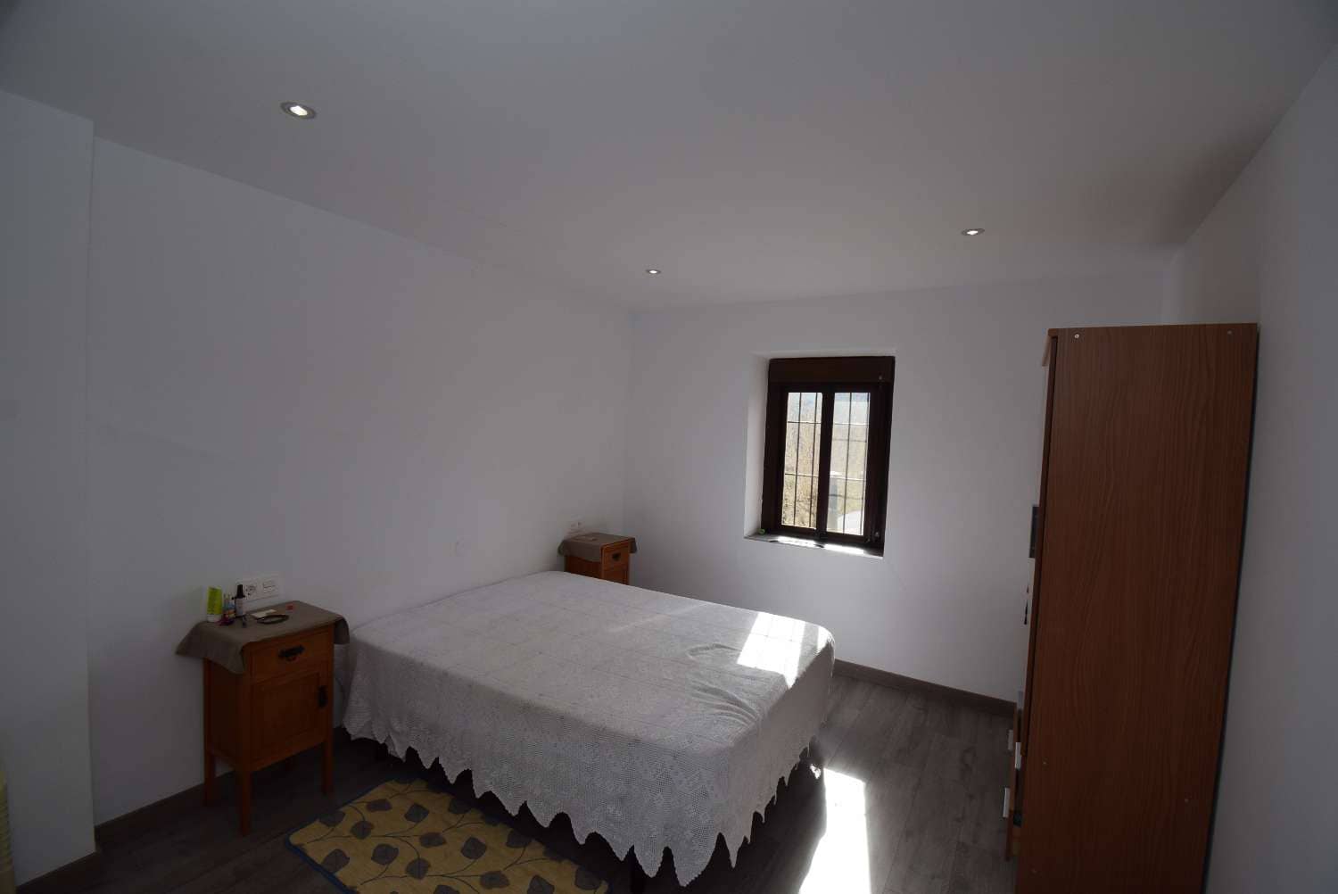 6 soveværelse Finca/Landehus til salg i Montefrio med swimmingpool - € 649.000 (Ref: 7857976)