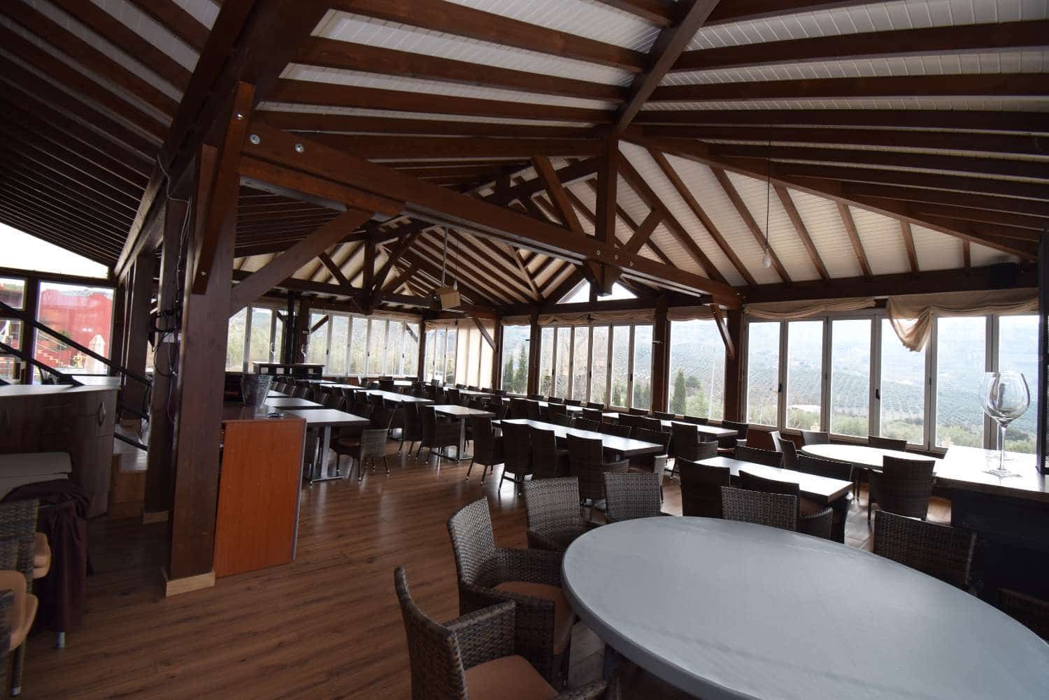 6 soveværelse Finca/Landehus til salg i Montefrio med swimmingpool - € 649.000 (Ref: 7857976)