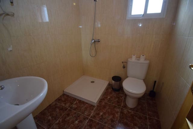 6 soverom Finca/Herregård til salgs i Montefrío med svømmebasseng - € 649 000 (Ref: 7857976)