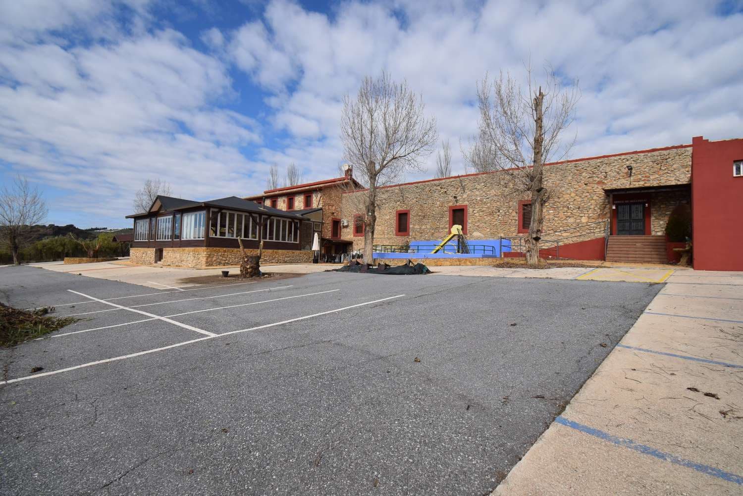 6 soveværelse Finca/Landehus til salg i Montefrio med swimmingpool - € 649.000 (Ref: 7857976)