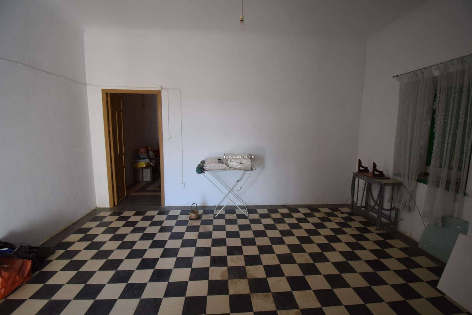 14 bedroom Townhouse for sale in Illora with pool - € 190,000 (Ref: 8069048)