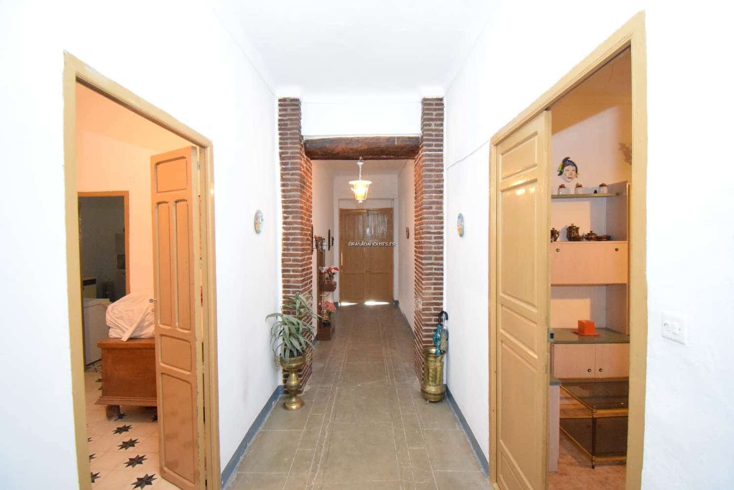 14 bedroom Townhouse for sale in Illora with pool - € 190,000 (Ref: 8069048)