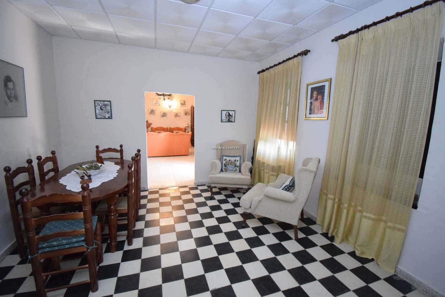 14 bedroom Townhouse for sale in Illora with pool - € 190,000 (Ref: 8069048)