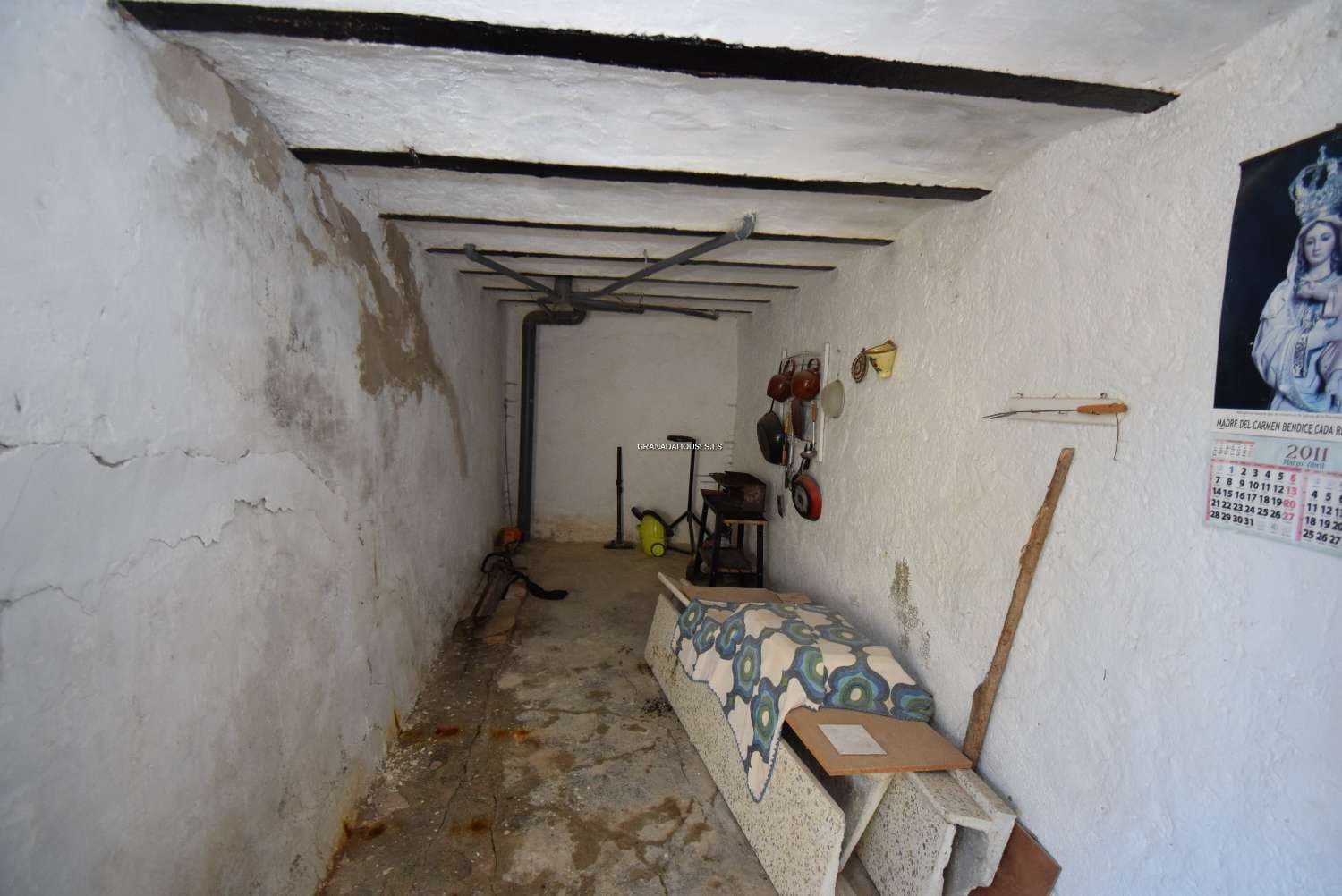 14 bedroom Townhouse for sale in Illora with pool - € 190,000 (Ref: 8069048)