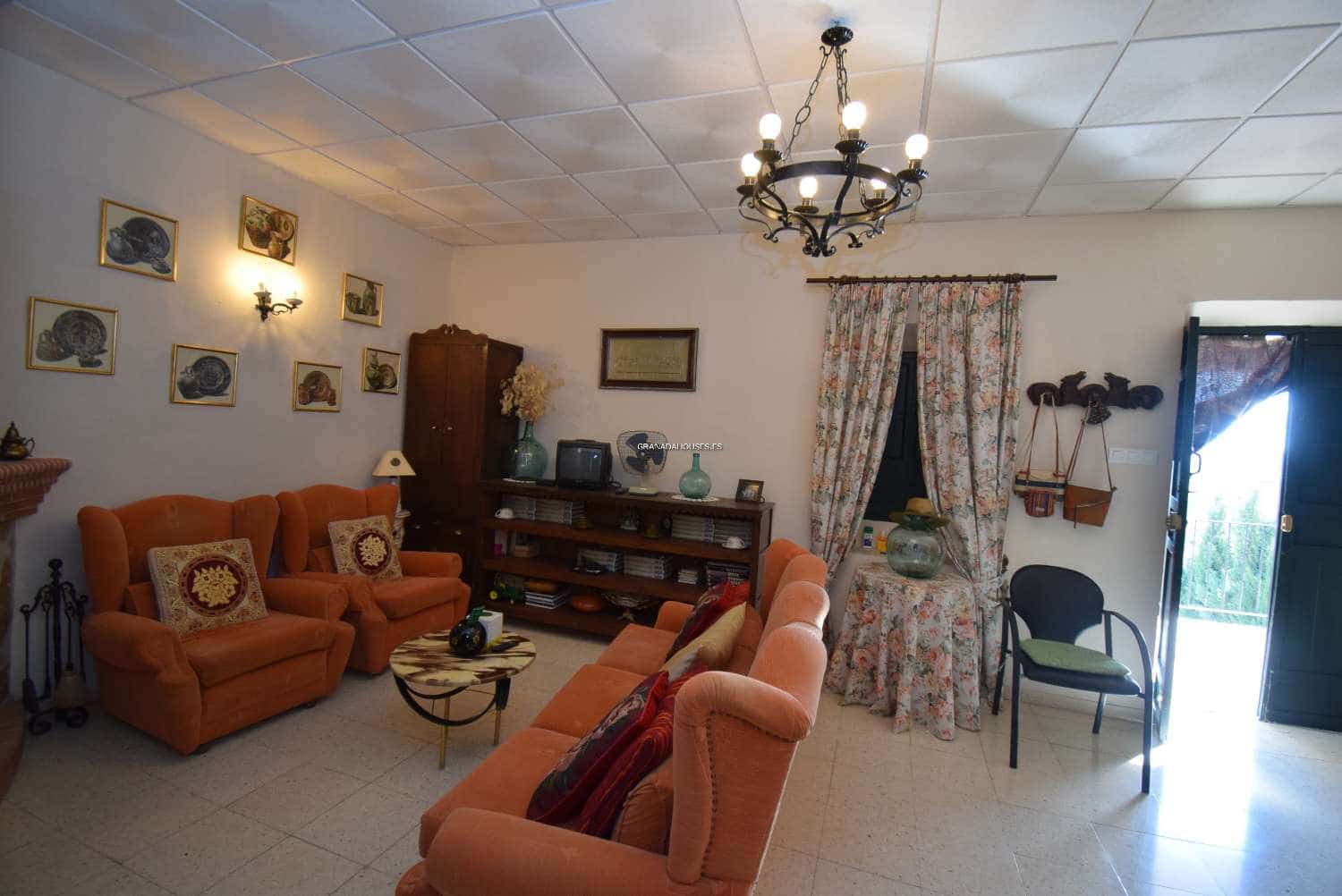 14 bedroom Townhouse for sale in Illora with pool - € 190,000 (Ref: 8069048)