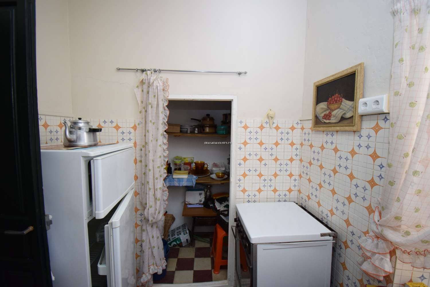 14 bedroom Townhouse for sale in Illora with pool - € 190,000 (Ref: 8069048)