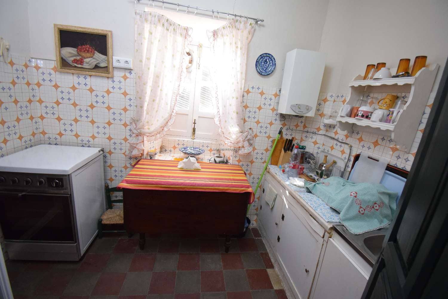 14 bedroom Townhouse for sale in Illora with pool - € 190,000 (Ref: 8069048)