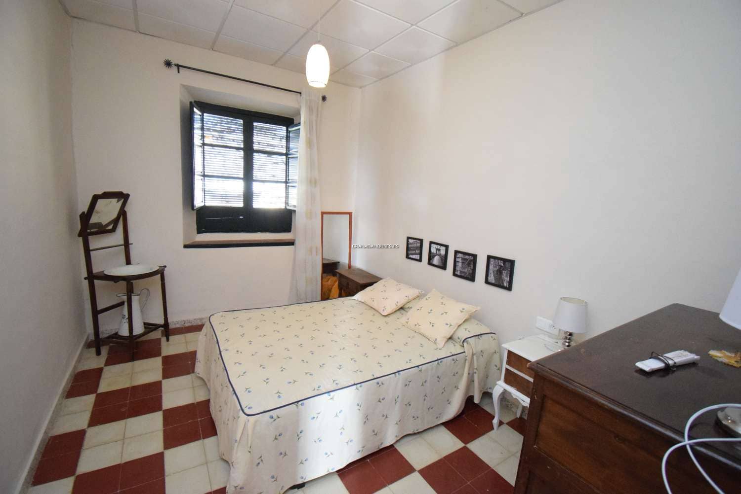 14 bedroom Townhouse for sale in Illora with pool - € 190,000 (Ref: 8069048)