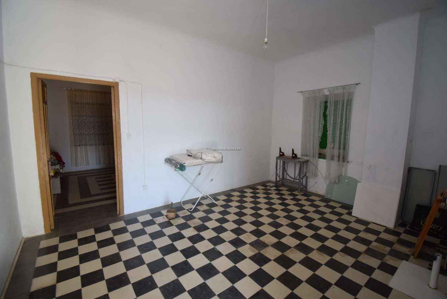 14 bedroom Townhouse for sale in Illora with pool - € 190,000 (Ref: 8069048)