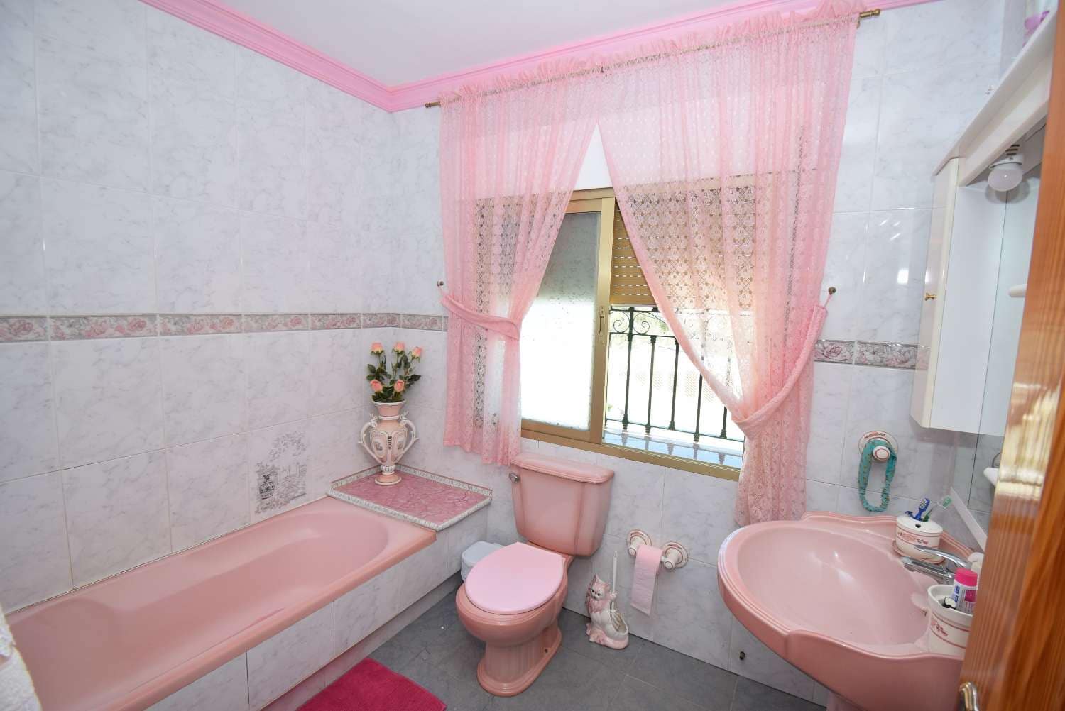 3 soveværelse Finca/Landehus til salg i Loja - € 399.950 (Ref: 8130851)