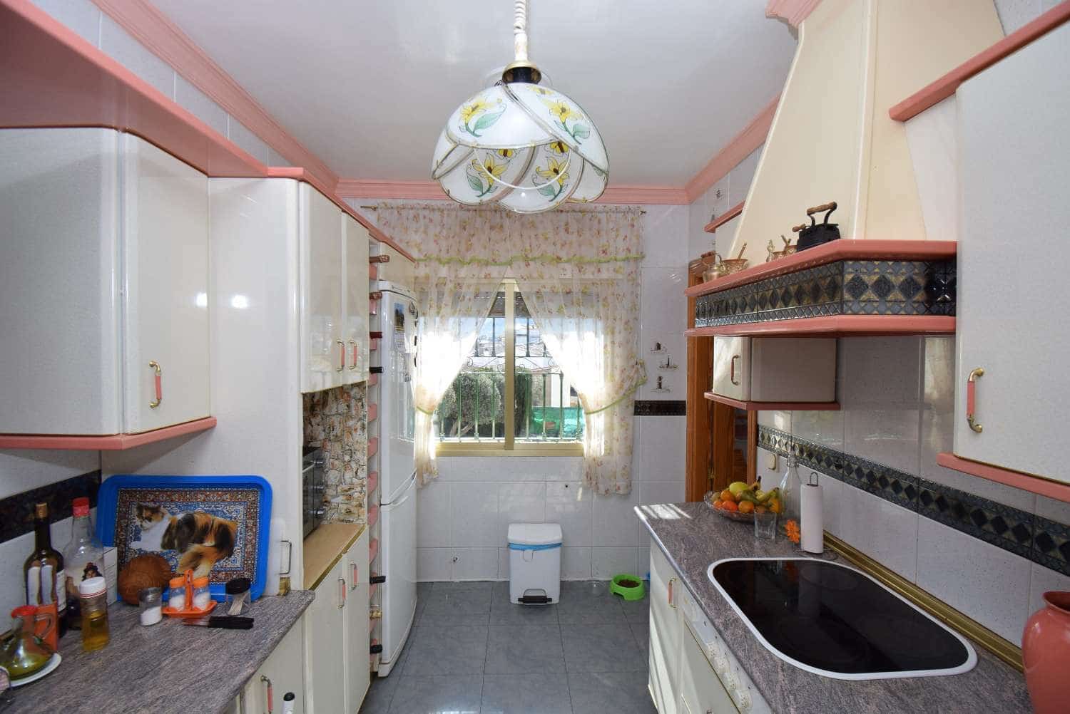 3 soveværelse Finca/Landehus til salg i Loja - € 399.950 (Ref: 8130851)