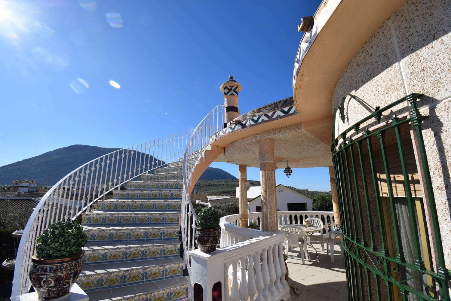 3 soveværelse Finca/Landehus til salg i Loja - € 399.950 (Ref: 8130851)