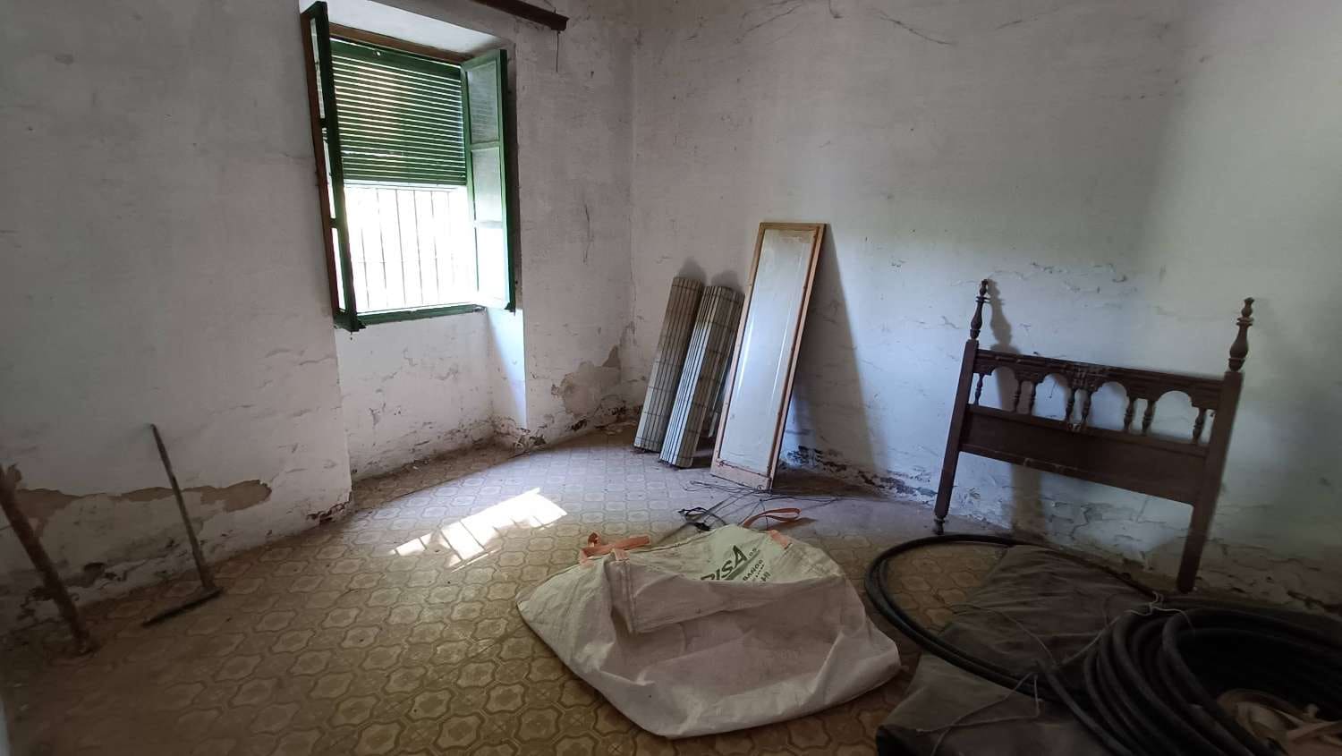 4 soveværelse Finca/Landehus til salg i Alcala la Real - € 160.000 (Ref: 8249754)