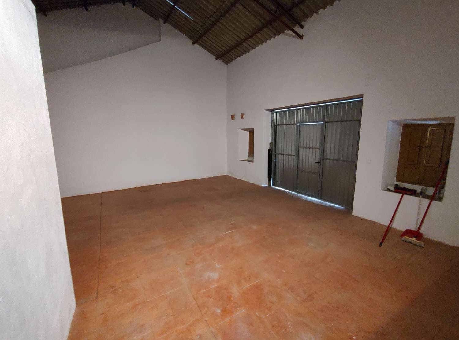 4 soveværelse Byhus til salg i Illora - € 128.000 (Ref: 8322371)