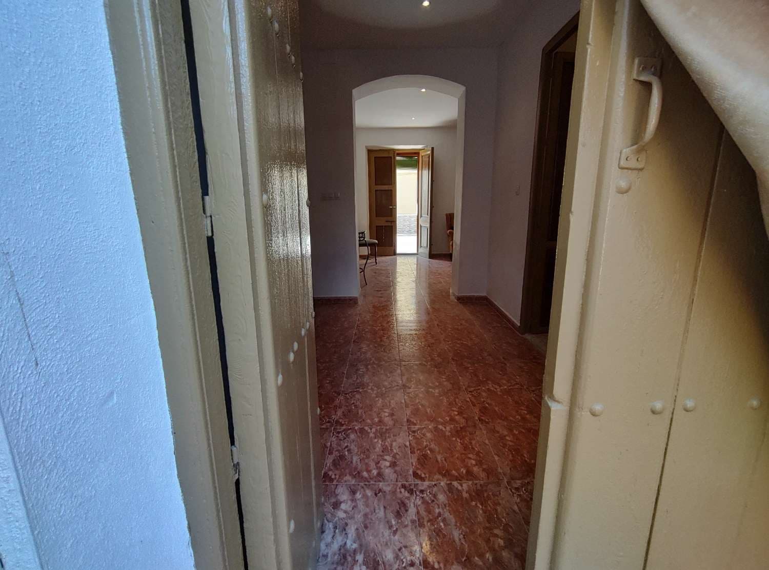 4 soveværelse Byhus til salg i Illora - € 128.000 (Ref: 8322371)