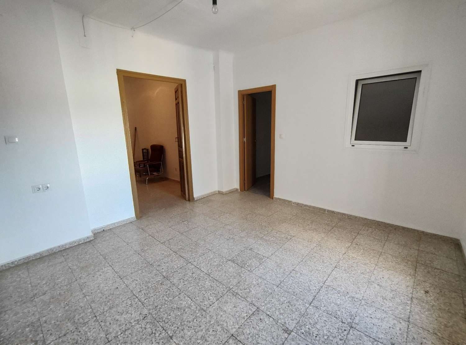 4 soveværelse Byhus til salg i Illora - € 128.000 (Ref: 8322371)