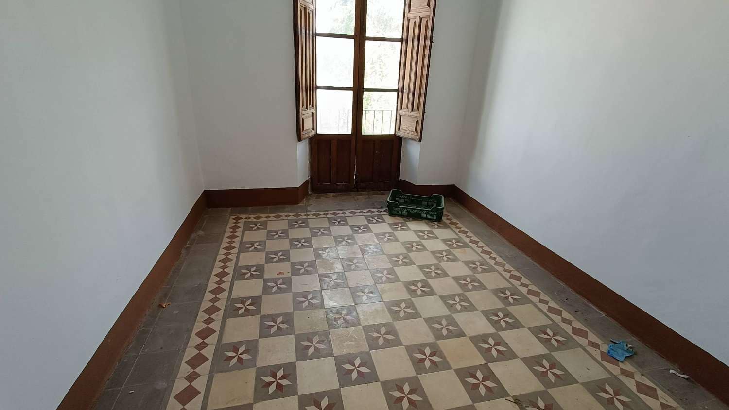 9 soveværelse Byhus til salg i Jayena - € 195.000 (Ref: 8331330)