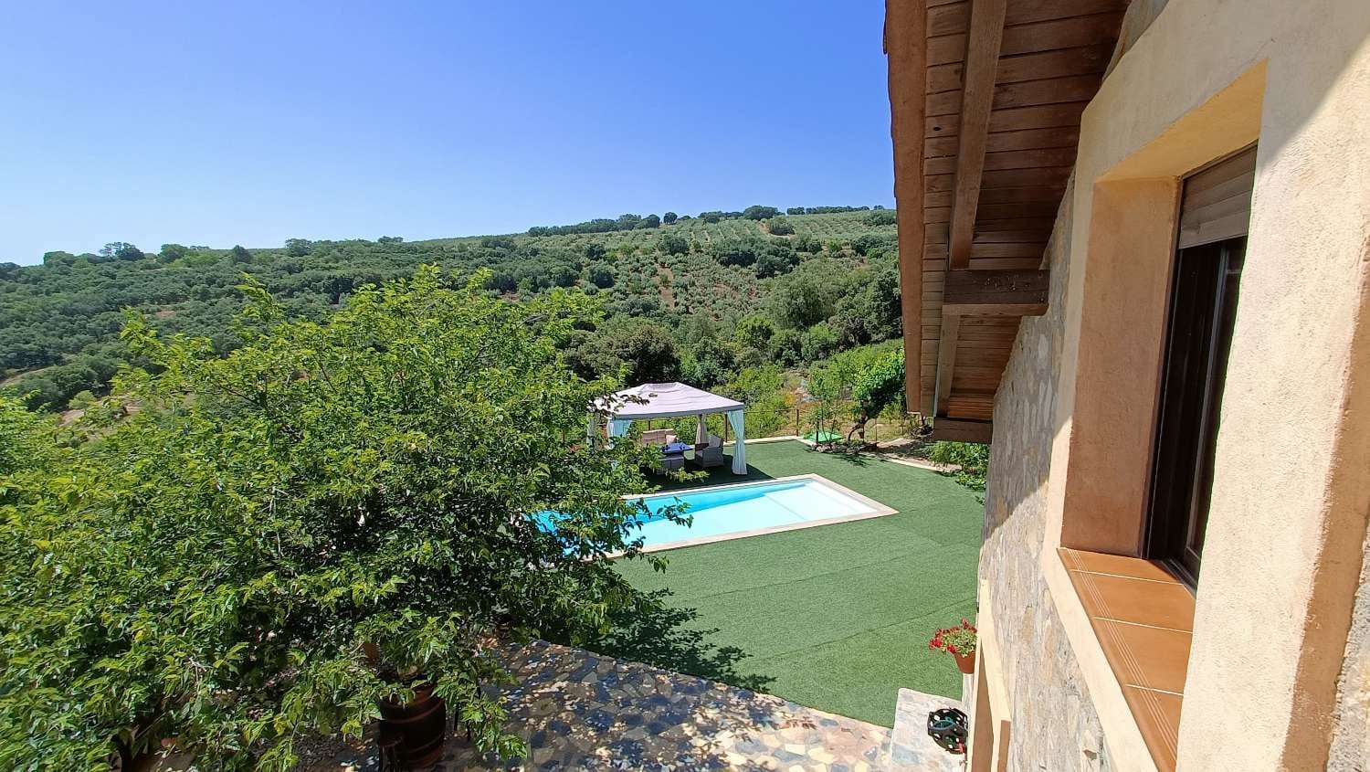 3 soveværelse Finca/Landehus til salg i Alcala la Real med garage - € 459.000 (Ref: 8335111)