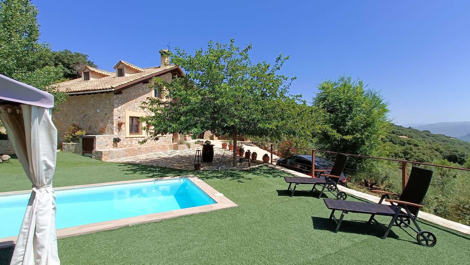 3 soveværelse Finca/Landehus til salg i Alcala la Real med garage - € 459.000 (Ref: 8335111)