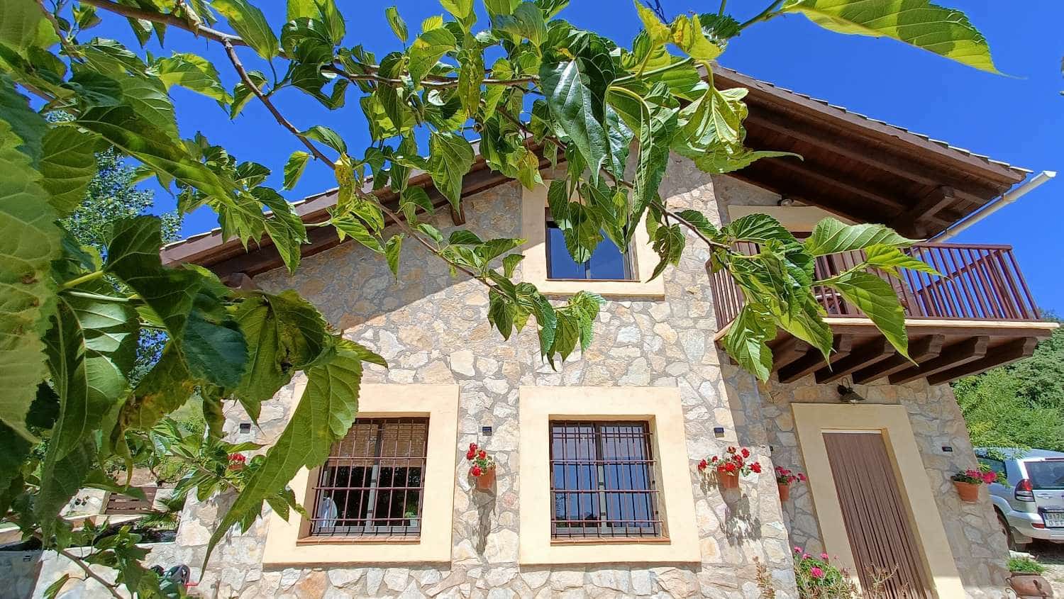 3 soveværelse Finca/Landehus til salg i Alcala la Real med garage - € 459.000 (Ref: 8335111)