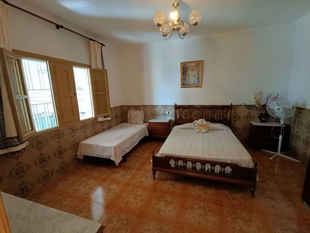 5 chambre Maison de Ville à vendre à Illora - 125 000 € (Ref: 8550563)