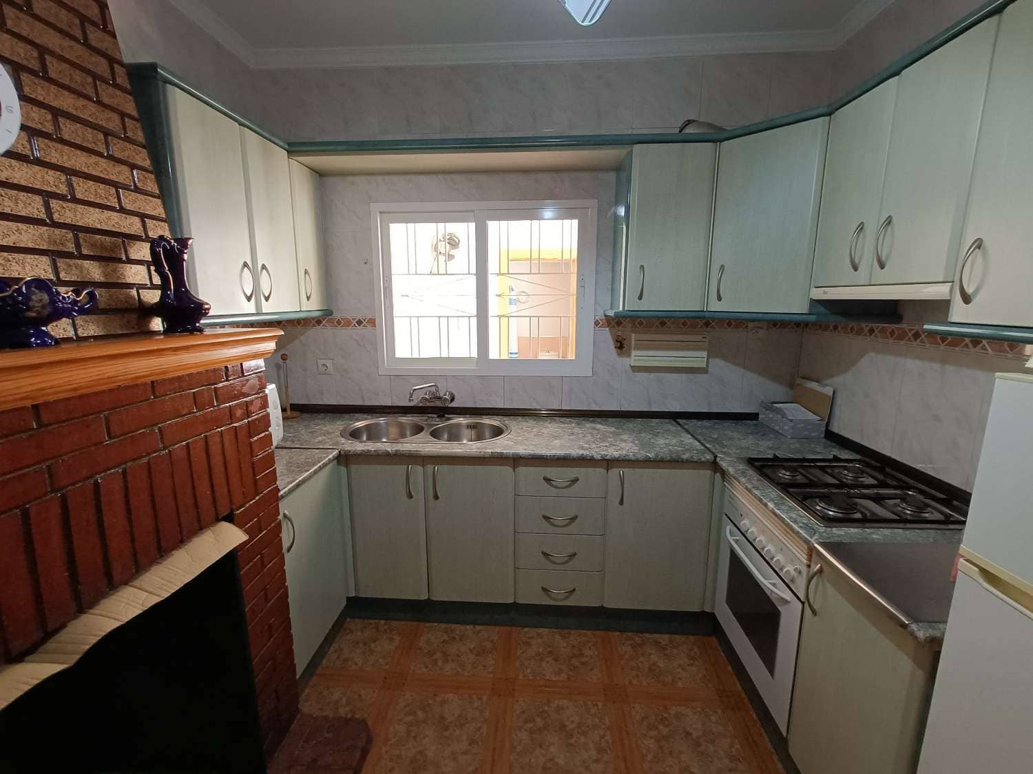 5 soveværelse Byhus til salg i Illora - € 125.000 (Ref: 8550563)