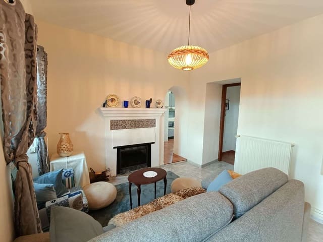 3 soverom Finca/Herregård til salgs i Loja med svømmebasseng - € 199 950 (Ref: 8561244)