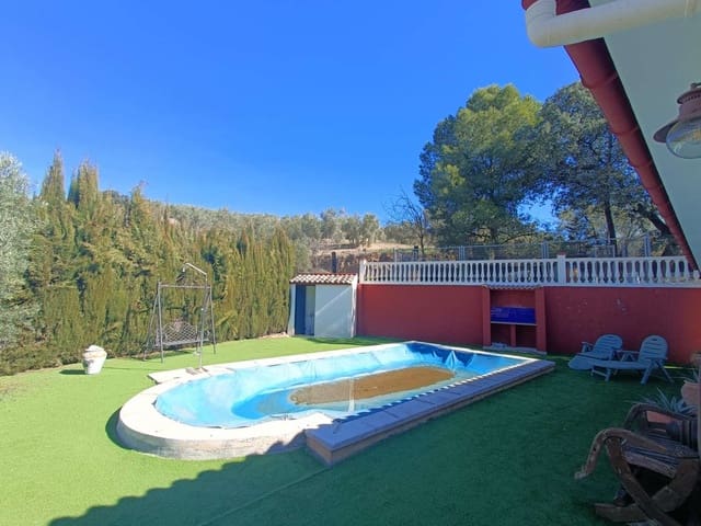 3 soverom Finca/Herregård til salgs i Loja med svømmebasseng - € 199 950 (Ref: 8561244)