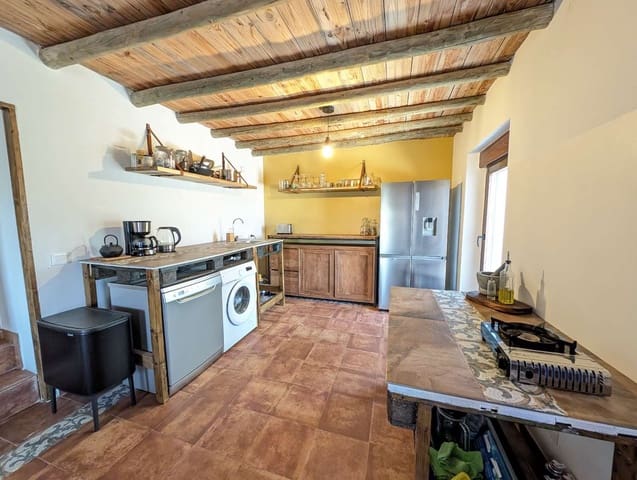 4 soverom Finca/Herregård til salgs i Jayena - € 190 000 (Ref: 8656045)