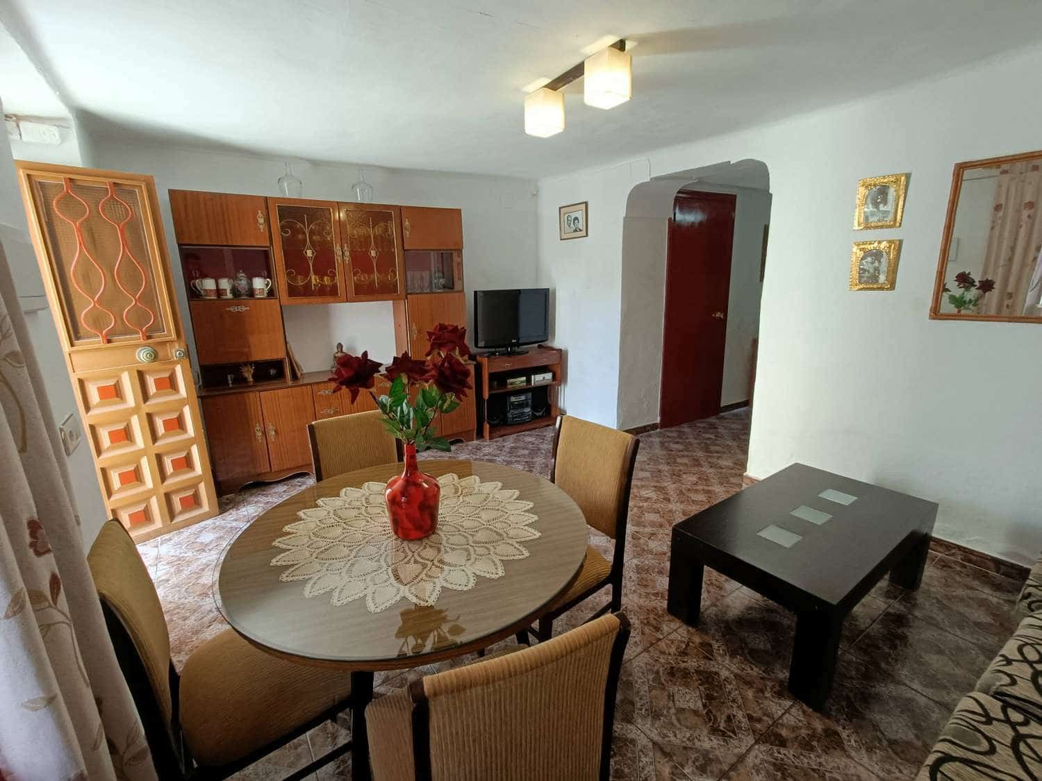 4 soveværelse Byhus til salg i Cacin - € 68.000 (Ref: 8723681)