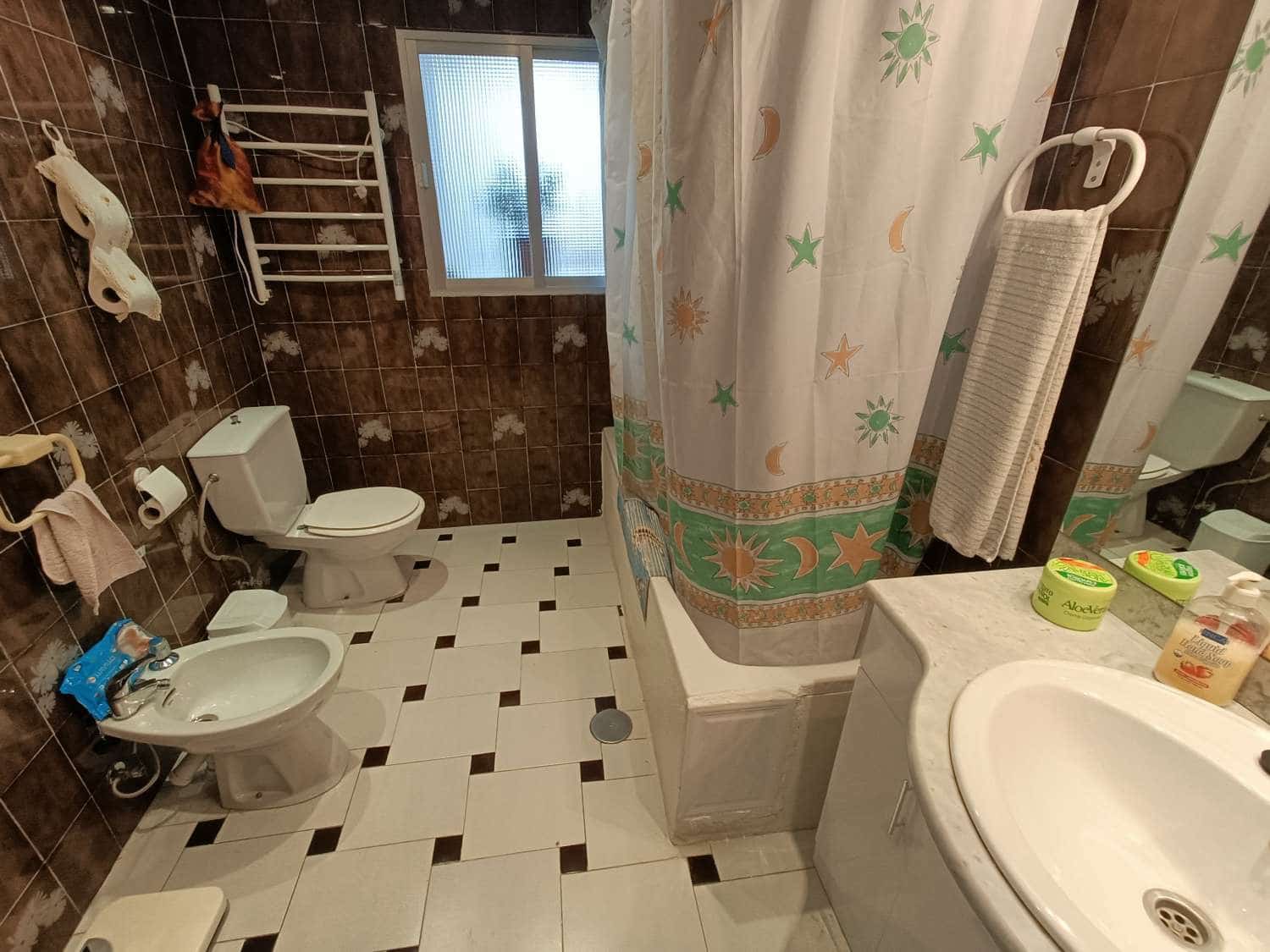 4 soveværelse Byhus til salg i Cacin - € 68.000 (Ref: 8723681)