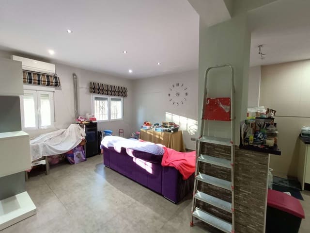 3 makuuhuone Omakotitalo myytävänä paikassa Montefrío - 78 000 € (Ref: 8813794)