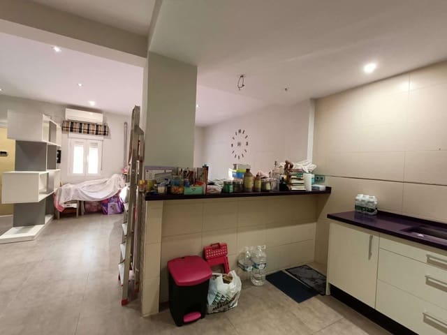 3 makuuhuone Omakotitalo myytävänä paikassa Montefrío - 78 000 € (Ref: 8813794)