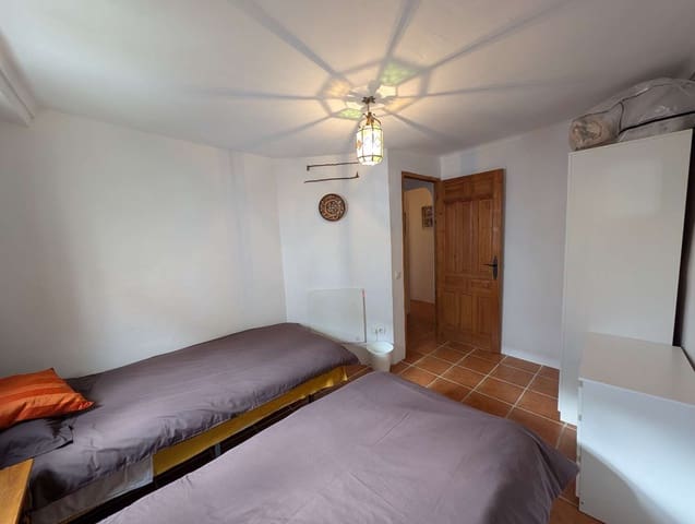 2 slaapkamer Huis te koop in Alhama de Granada met garage - € 160.000 (Ref: 8884033)