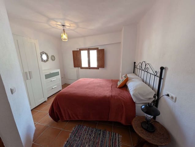 2 slaapkamer Huis te koop in Alhama de Granada met garage - € 160.000 (Ref: 8884033)