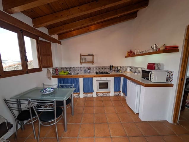 2 slaapkamer Huis te koop in Alhama de Granada met garage - € 160.000 (Ref: 8884033)