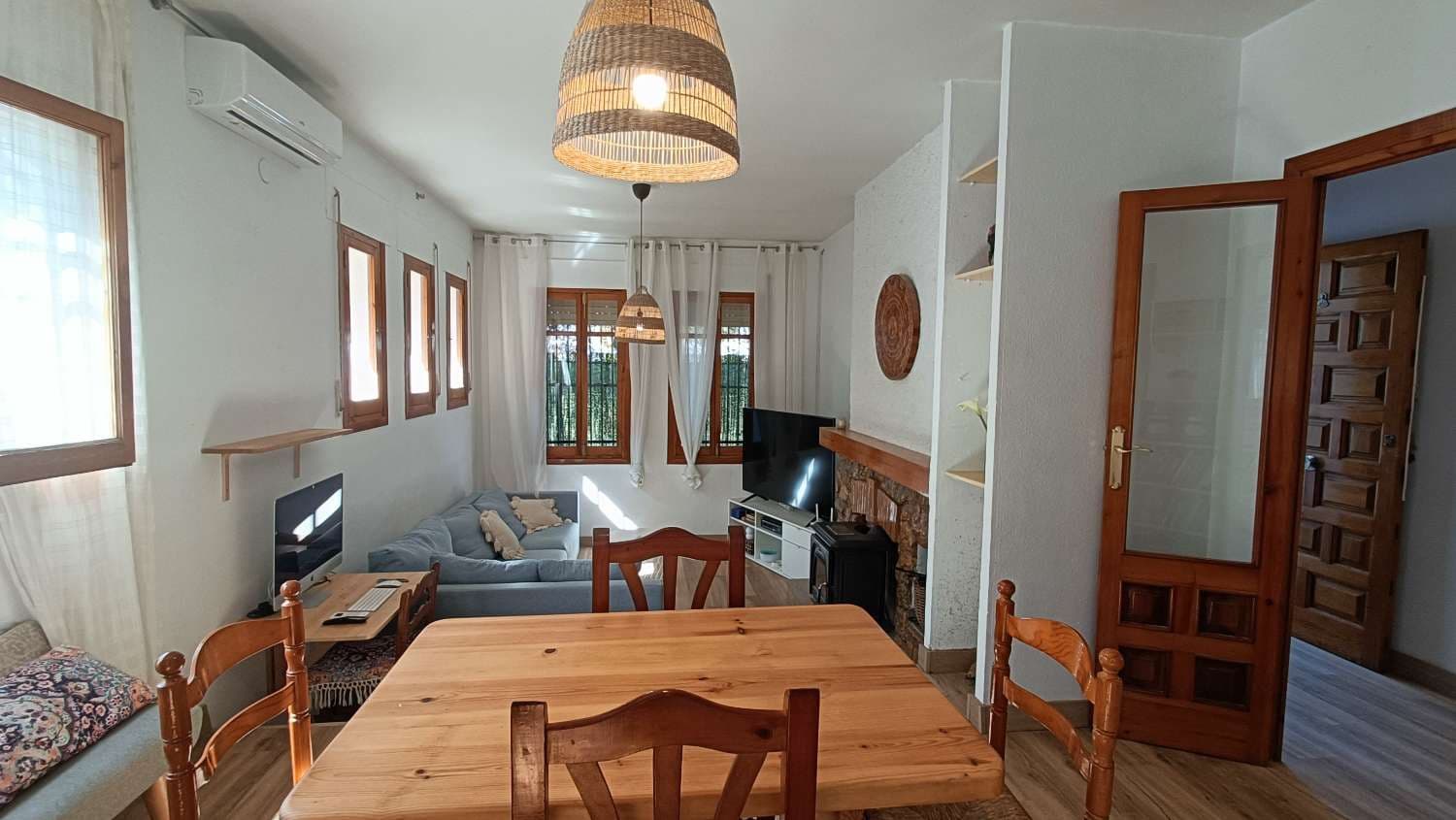 4 soveværelse Byhus til salg i Illora med swimmingpool - € 198.000 (Ref: 8914781)