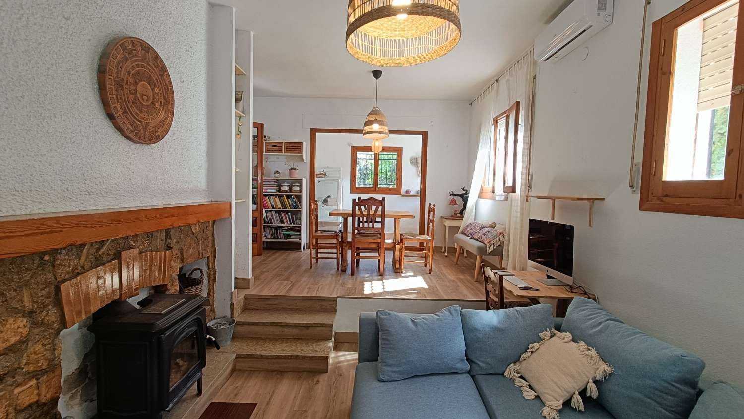 4 soveværelse Byhus til salg i Illora med swimmingpool - € 198.000 (Ref: 8914781)