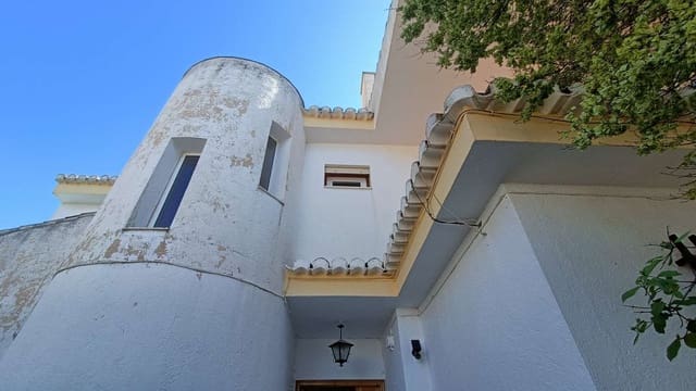 4 camera da letto Casa in vendita in Illora con piscina - 198.000 € (Rif: 8914781)