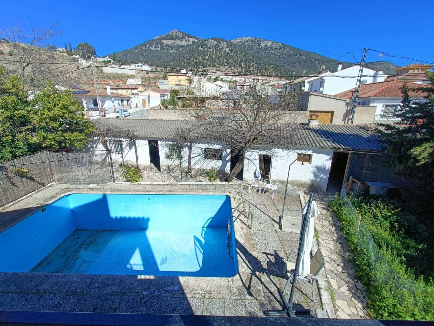 4 soveværelse Byhus til salg i Illora med swimmingpool - € 198.000 (Ref: 8914781)