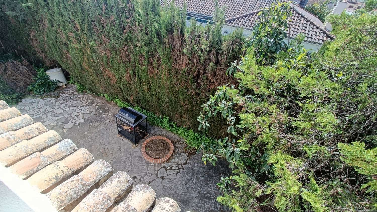 4 soveværelse Byhus til salg i Illora med swimmingpool - € 198.000 (Ref: 8914781)