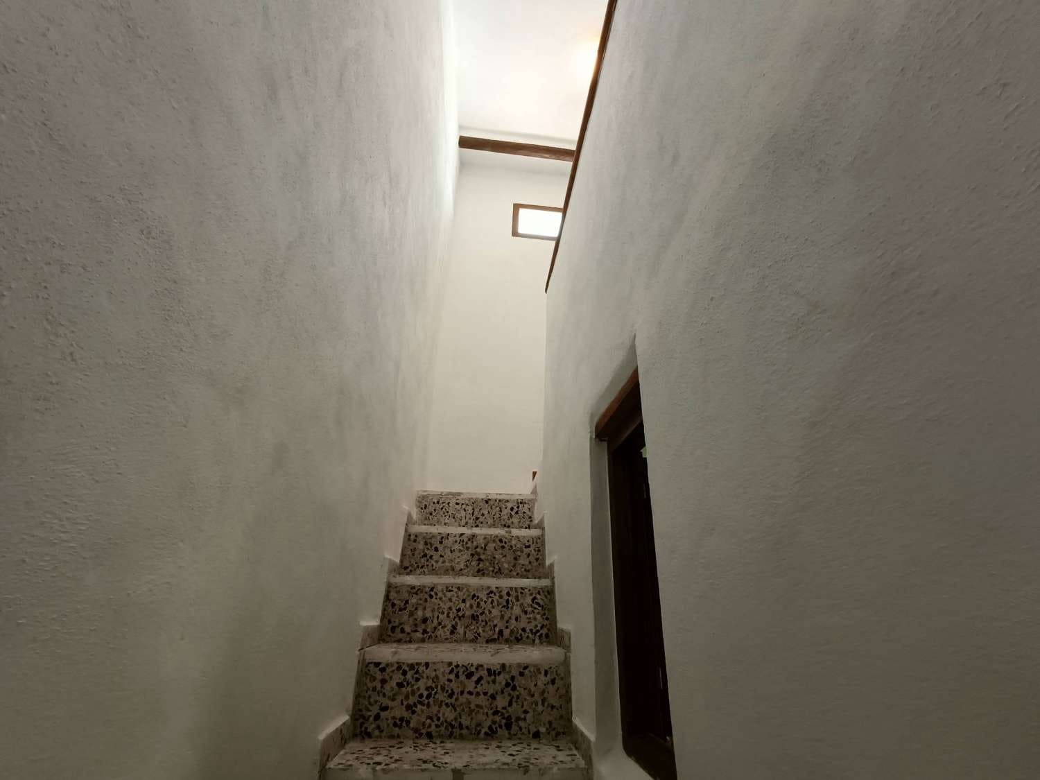 3 soveværelse Byhus til salg i Montefrio - € 75.000 (Ref: 9013733)