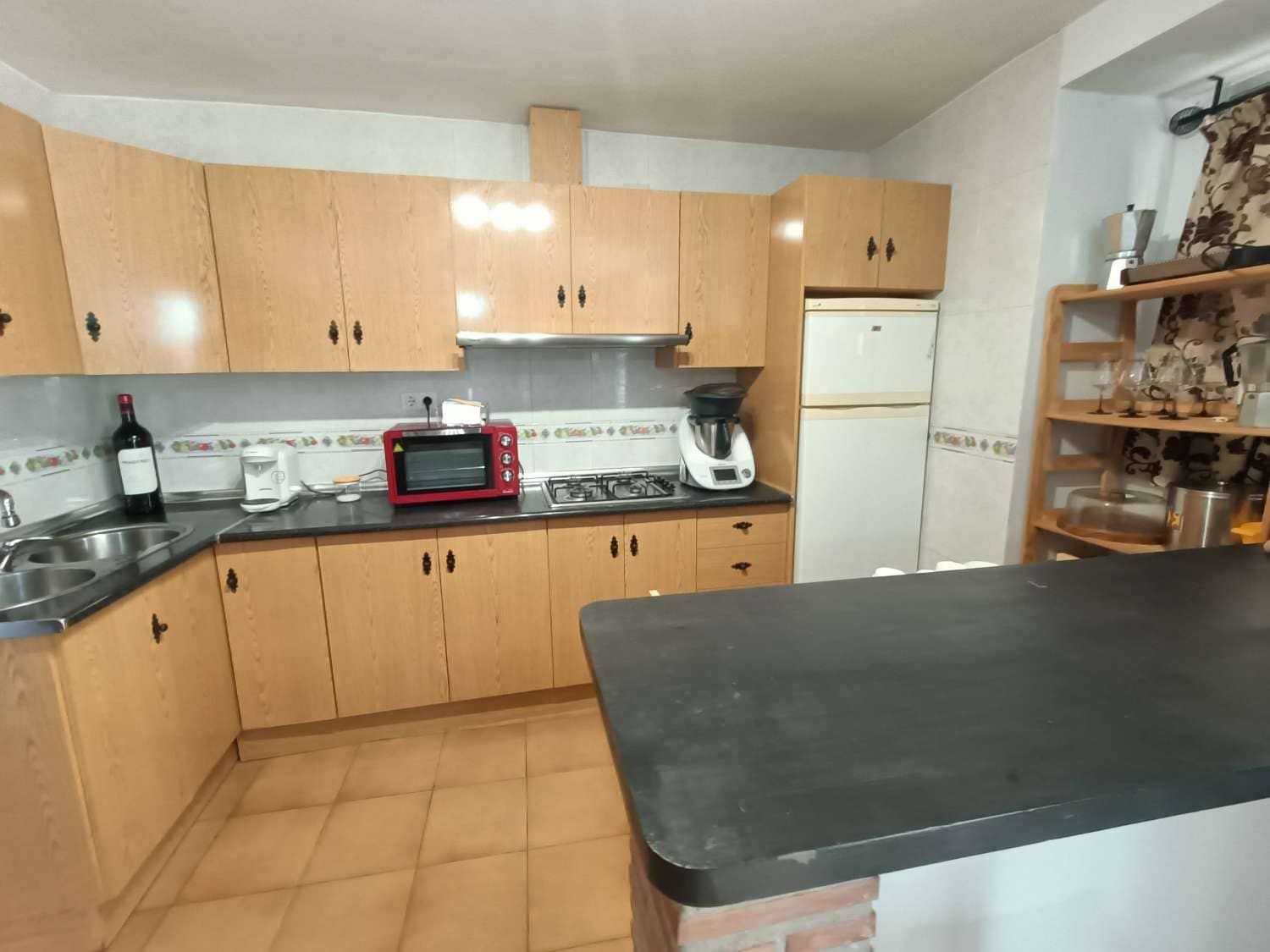 4 soverom Finca/Herregård til salgs i Montefrio med svømmebasseng - € 186 000 (Ref: 9126487)