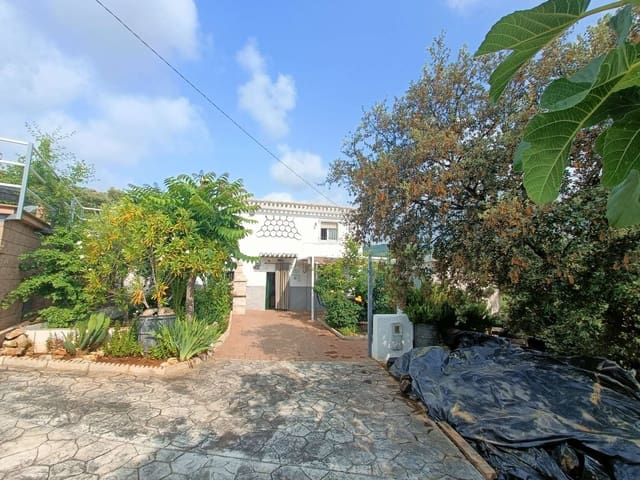 4 soverom Finca/Herregård til salgs i Montefrío med svømmebasseng - € 186 000 (Ref: 9126487)