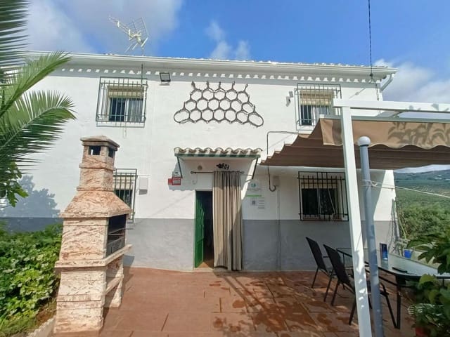 4 soverom Finca/Herregård til salgs i Montefrío med svømmebasseng - € 186 000 (Ref: 9126487)