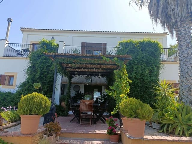 5 sovrum Finca/Hus på landet till salu i Loja med pool - 449 000 € (Ref: 9130259)