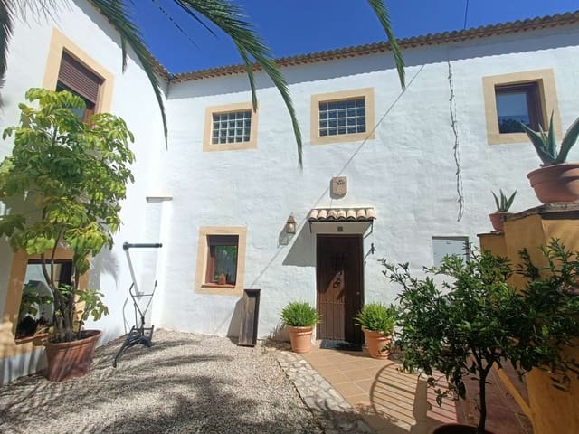 5 sovrum Finca/Hus på landet till salu i Loja med pool - 449 000 € (Ref: 9130259)