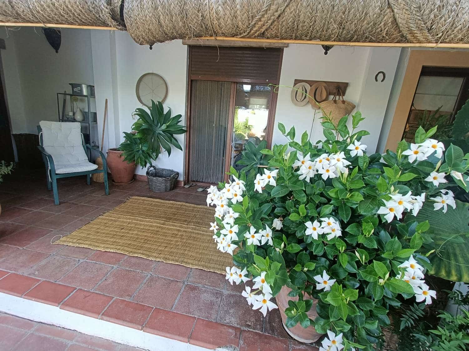 5 soveværelse Finca/Landehus til salg i Loja med swimmingpool - € 449.000 (Ref: 9130259)