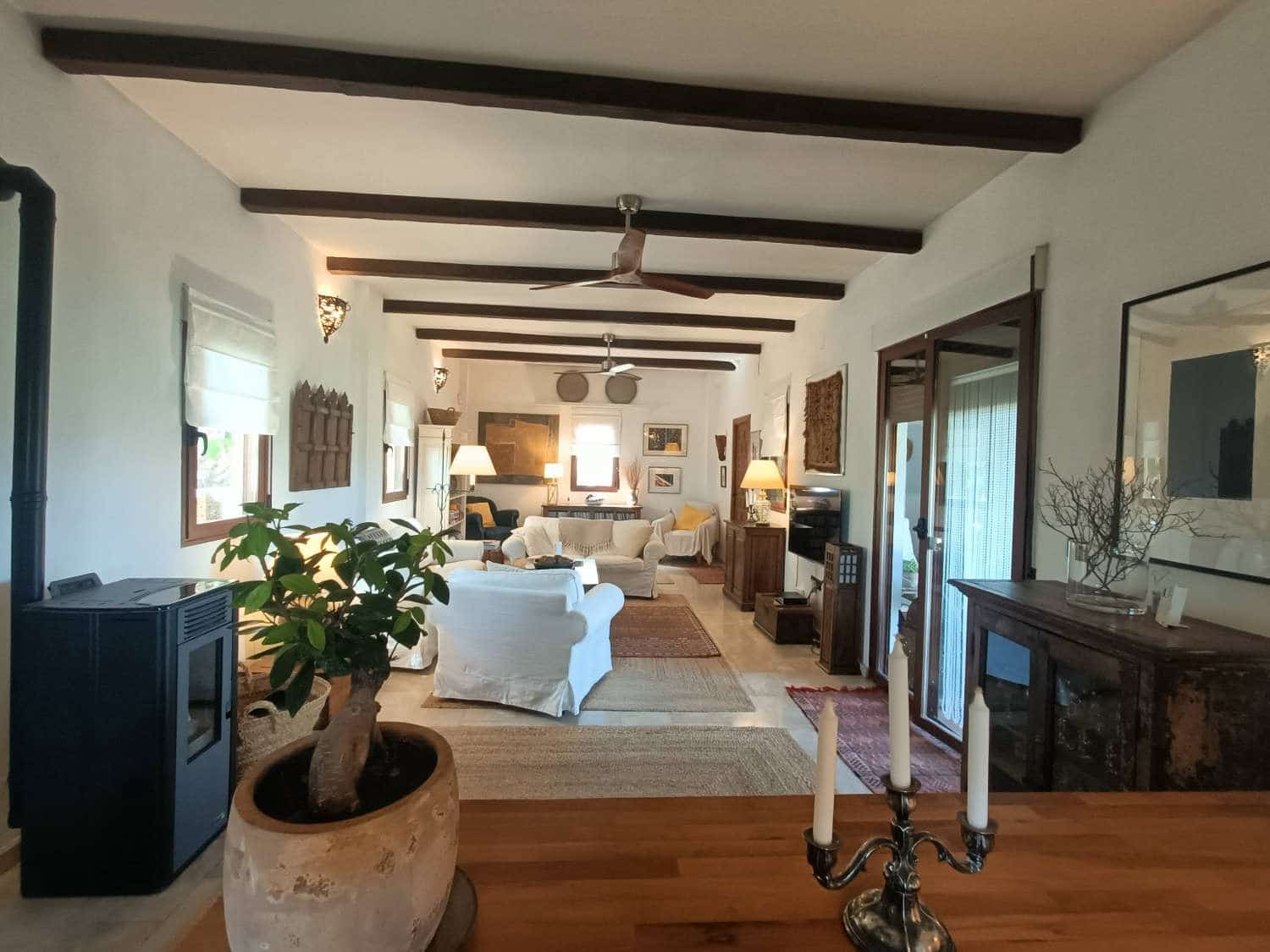 5 soveværelse Finca/Landehus til salg i Loja med swimmingpool - € 449.000 (Ref: 9130259)